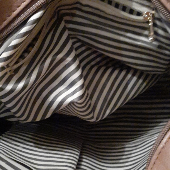 Used Rofya Handbag - Picture 2 of 2